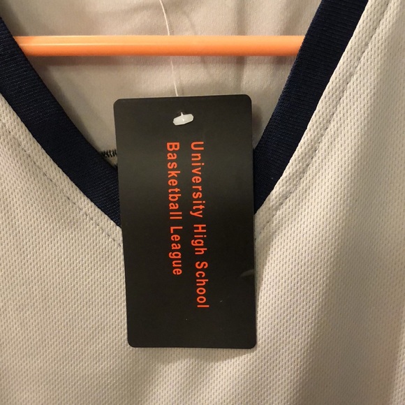 Allen Iverson Hoyas replica Basketball jersey number three - Picture 4 of 5